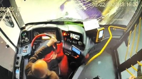 Bahçelievler'de İETT otobüsü duraktakileri ezmişti! Korkunç kazadan yeni görüntüler ortaya çıktı!